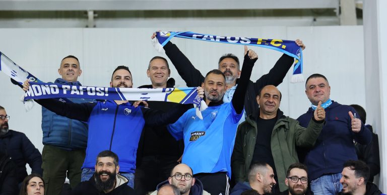 Φωτογραφίες από την ΠΑΦΙΤΙΚΗ κερκίδα