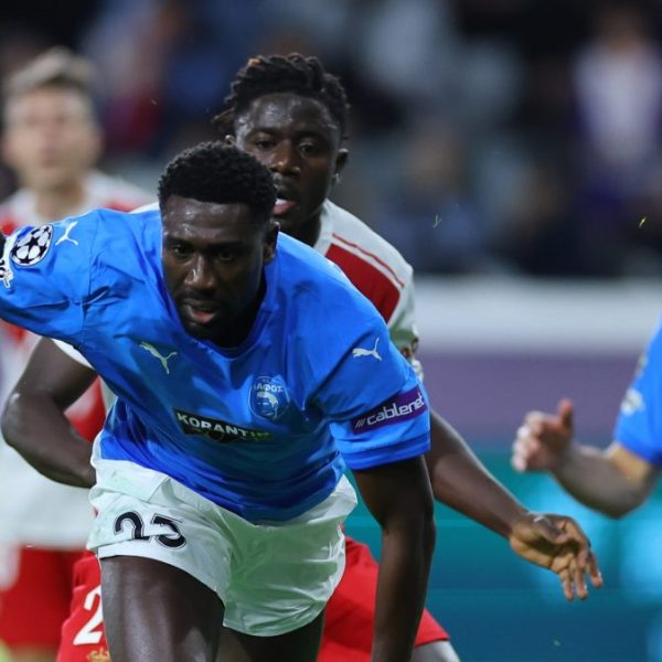 Ανεβάζει “στροφές” ο Λούκασεν!