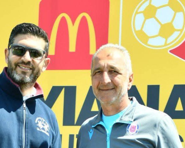 Βραβείο ήθους και προσφοράς στο ποδόσφαιρο στον Γιώργο Πολυβίου