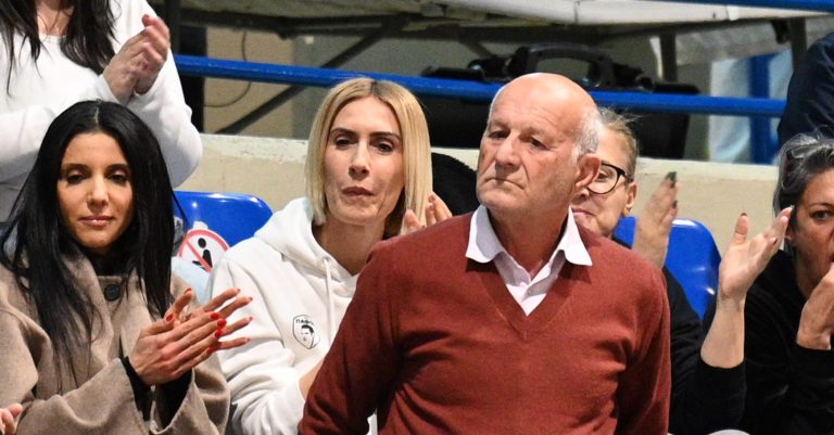 Πάντα δίπλα στον Παφιακό του ο Αντώνης Οικονομίδης!