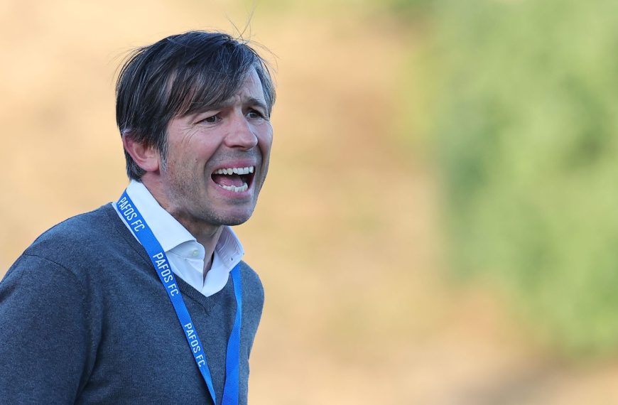 Έργα και ημέρες του Άλμπερτ Θελάδες στον πάγκο της Πάφου