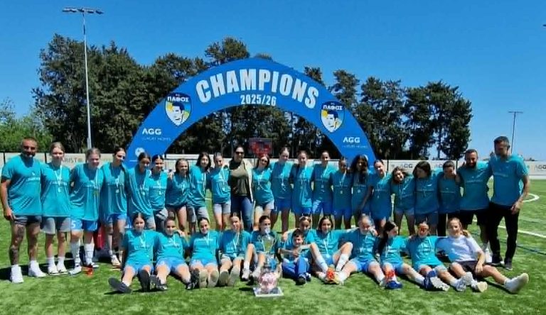 Σήκωσαν την κούπα του πρωταθλήματος οι Κοριτσάρες της Πάφος FC (ΕΙΚ+ΒΙΝΤ)