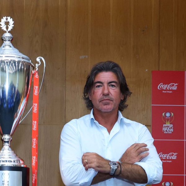 Επίσημο: Συνεχίζει στο “τιμόνι” της Πάφος FC ο Σα Πίντο!