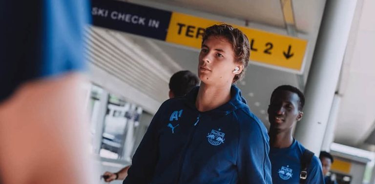 Έφθασε Κύπρο η αποστολή της Red Bull Salzburg