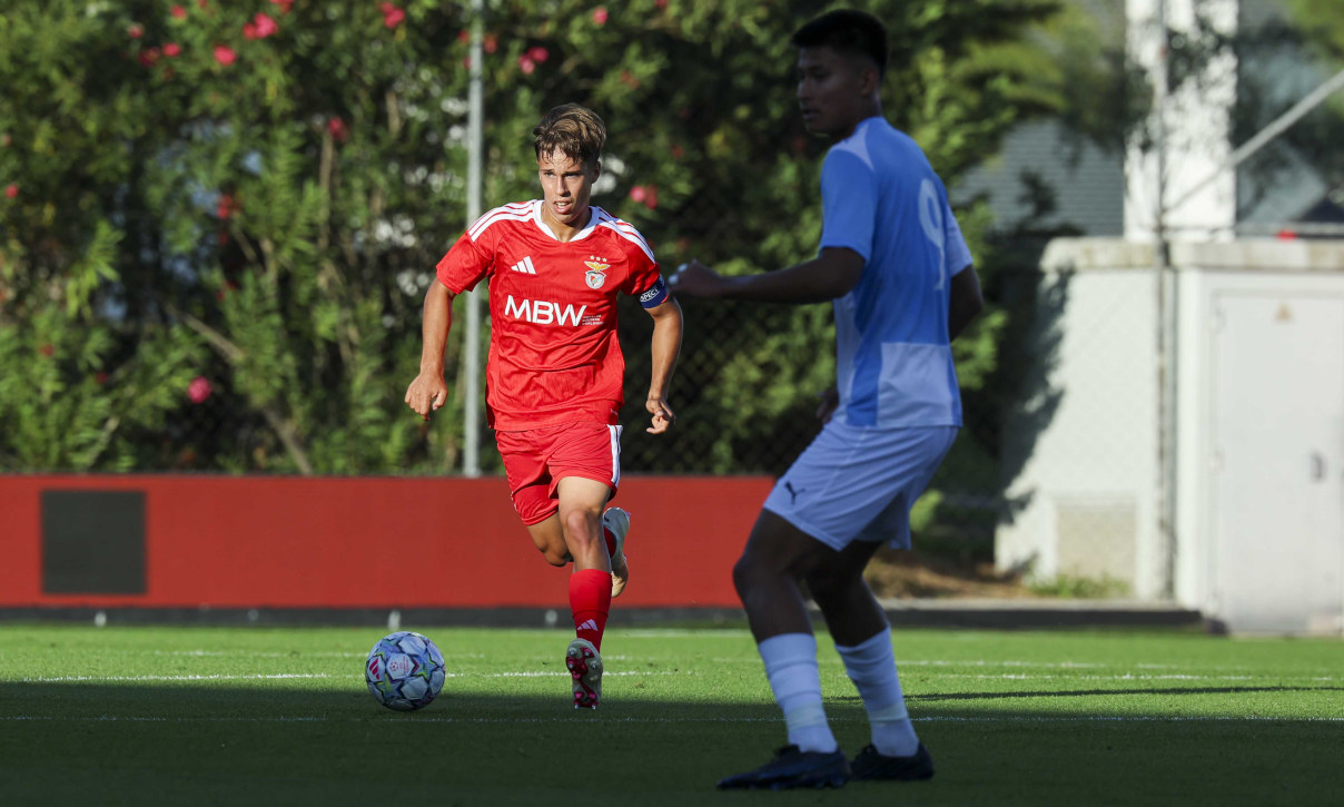 Ά&nu;&tau;&epsilon;&xi;&alpha;&nu; &mu;έ&chi;&rho;&iota; &tau;&omicron; 56΄ &omicron;&iota; &Nu;έ&omicron;&iota; &tau;&eta;&sigmaf; &Pi;ά&phi;&omicron;&upsilon; &ndash; Ή&tau;&tau;&alpha; 6-0 &alpha;&pi;ό &tau;&eta;&nu; &Mu;&pi;&epsilon;&nu;&phi;ί&kappa;&alpha; &sigma;&tau;&omicron; UEFA Youth League